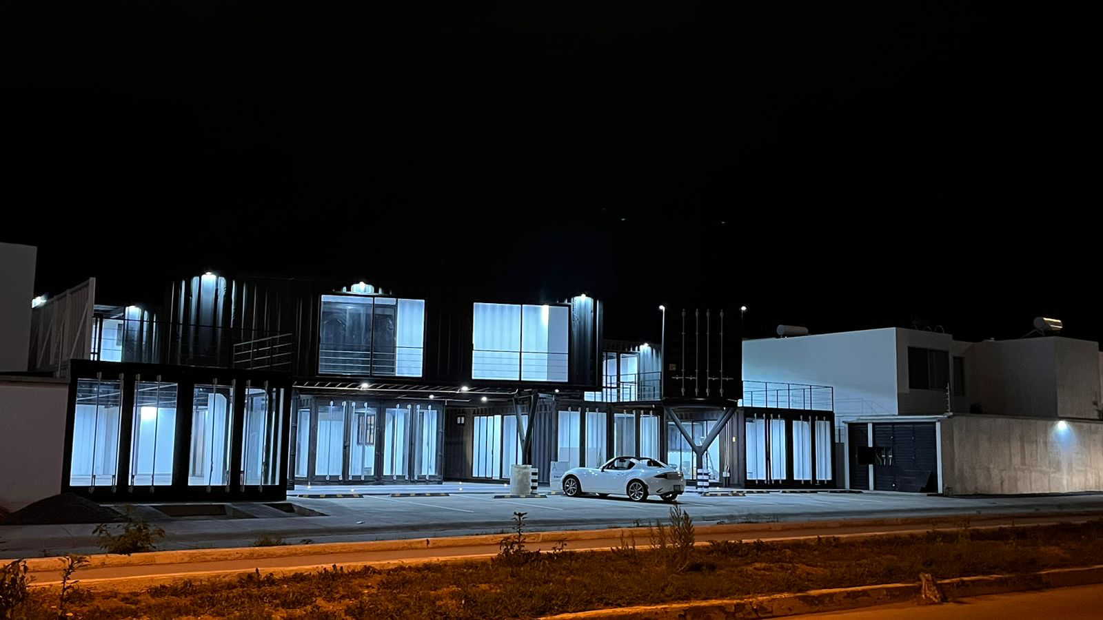 Centro Comercial CCC en contenedores