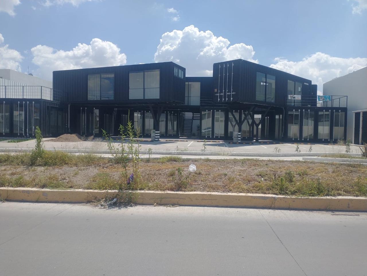 Contenedor marítimo transformado – Contenedores Fregón